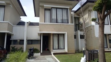 Rumah Modern area BSD Eminent, Tangerang, Luas 114 m2