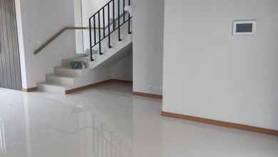 Rumah Premium area BSD Green Wich, Tangerang, Luas 248 m2