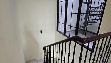 Jual Rumah Siap Huni area BSD Vanya Park, Tangerang, Luas 123 m2