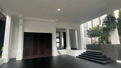 Jual Rumah Cantik Luas 250 m2 area BSD City, Tangerang