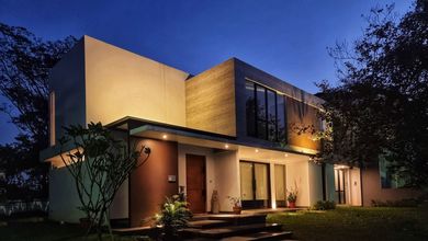 Rumah Mewah Luas 340 m2, area BSD Vermont, Tangerang