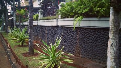 Rumah Modern Luas 560 Jual area BSD Puspita Loka, Tangerang